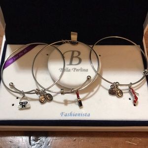 Bella Perlina Fashionista charm bracelet set